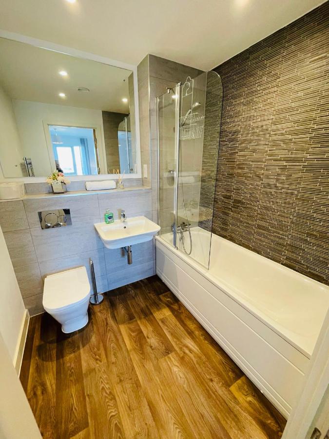 Sky View Luxury Apartment *